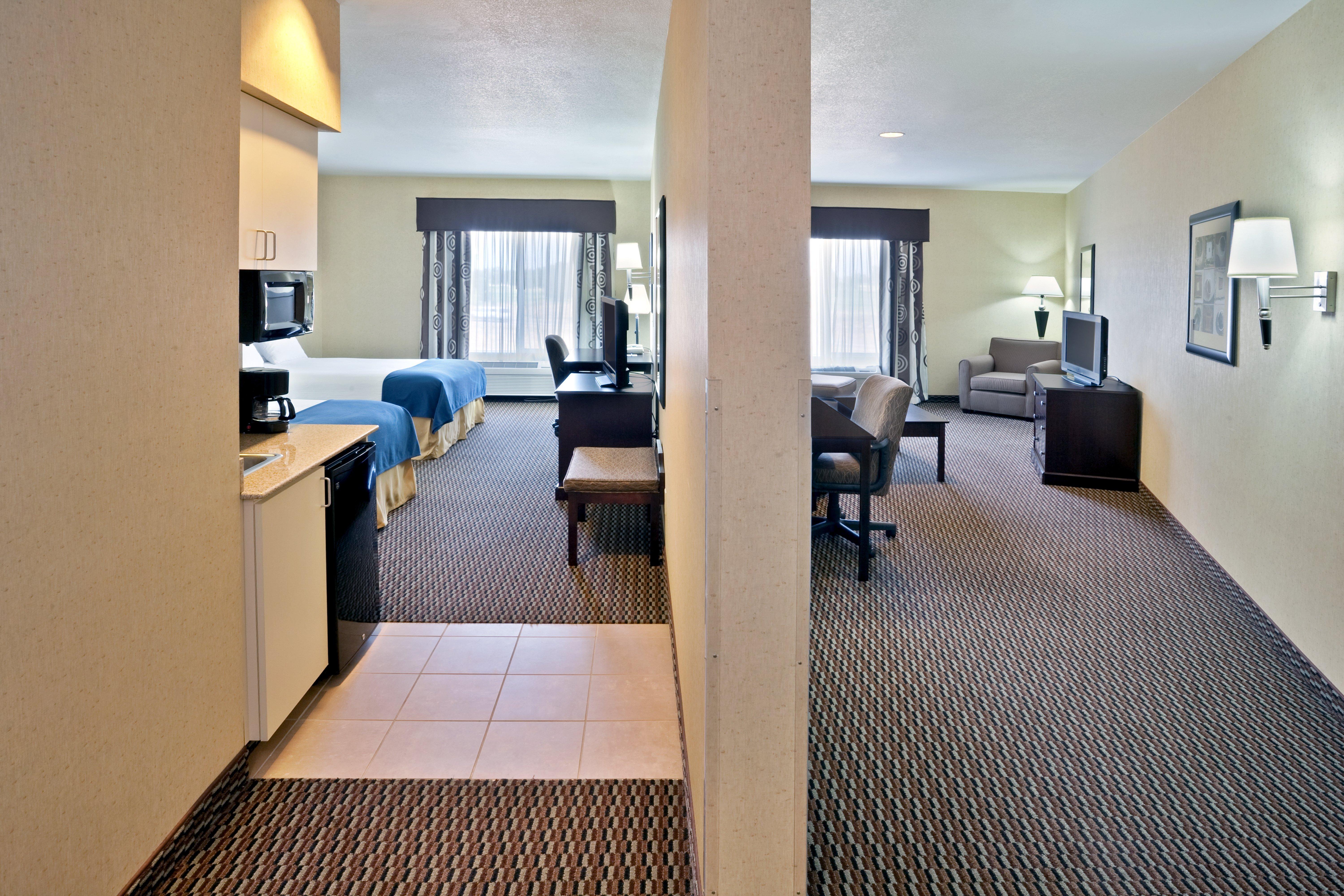 Holiday Inn Express & Suites Nampa - Idaho Center By Ihg Exterior foto